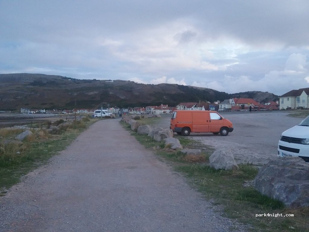 (LL30 2BG) Llandudno - 1 Dale Road — foto