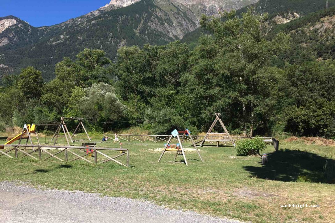 (10050) Salbertrand - Via Giuseppe Rey — foto
