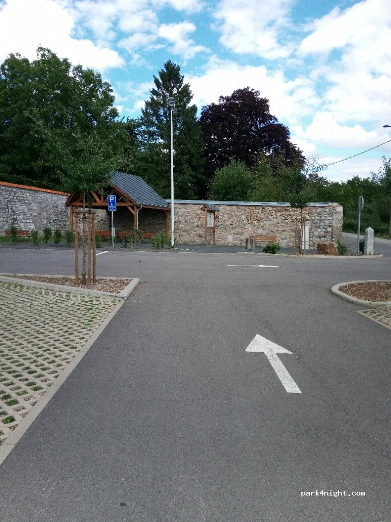 (4830) Limbourg - 71 Hors les Portes — foto