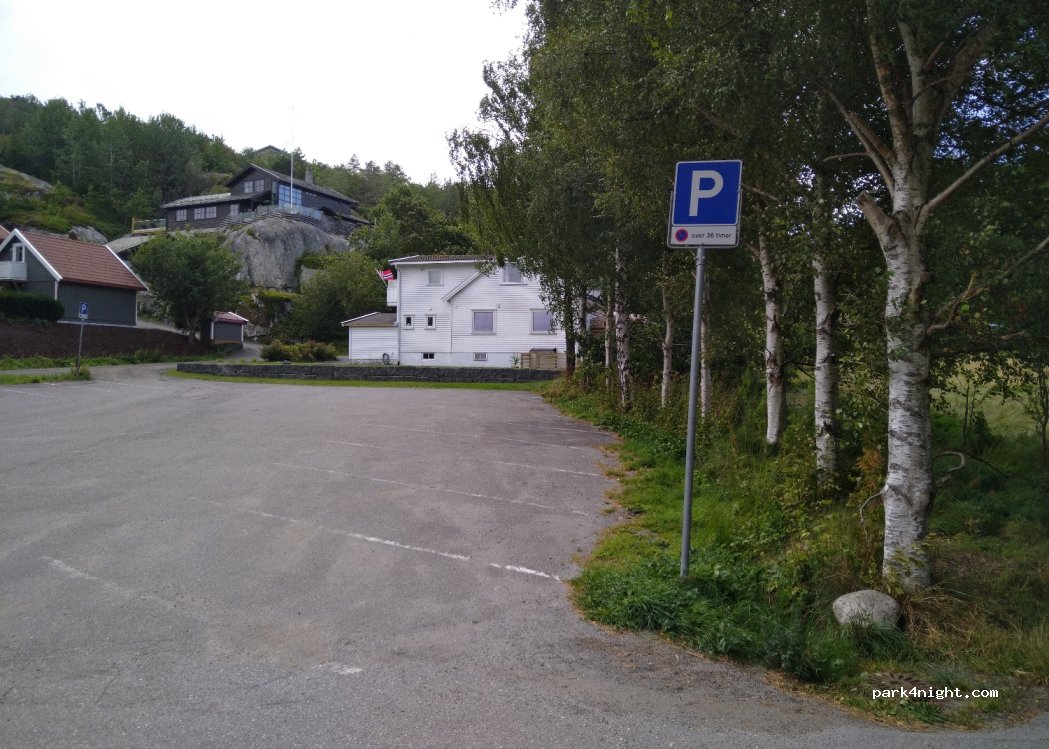 (3280)  - 8 Fjellvikveien — foto