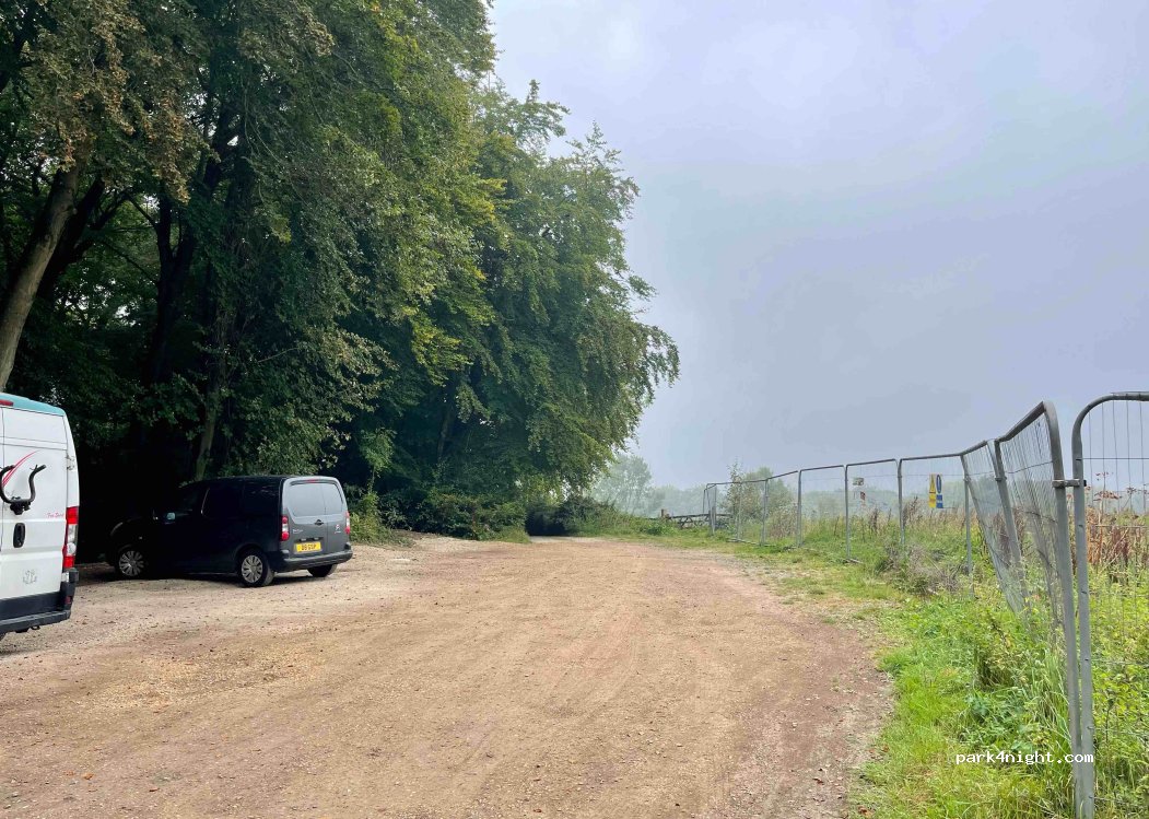 (GL4)  - Buckholt Road — foto 3