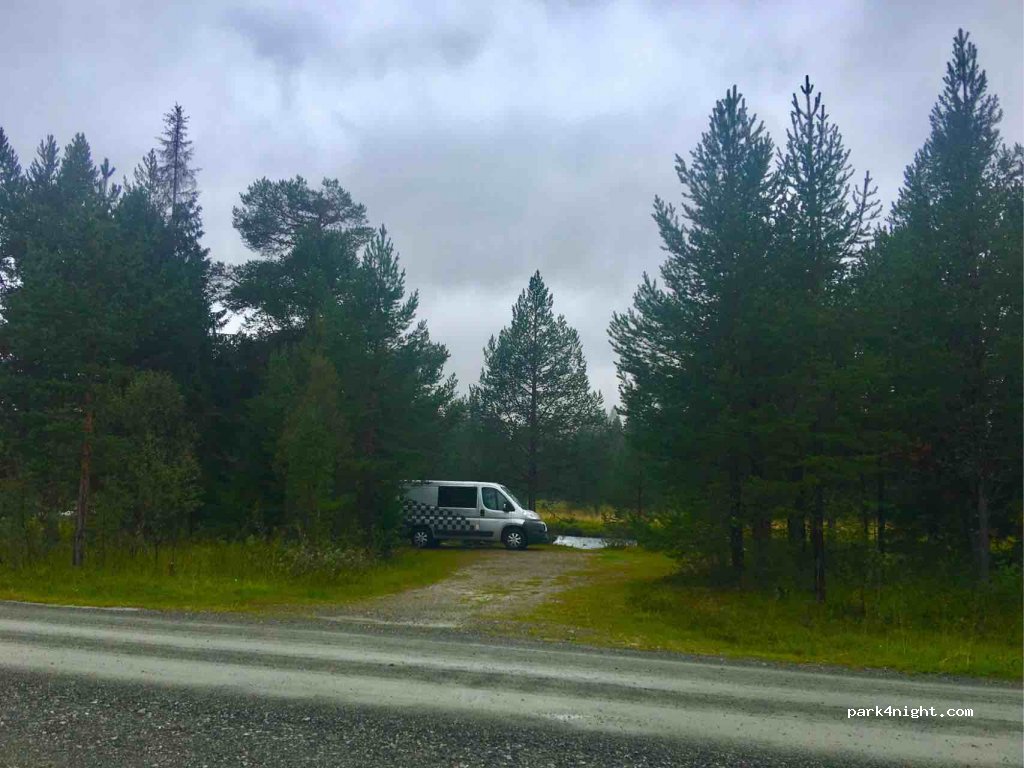 (840 94)  - 64 Myskelåsvägen — foto