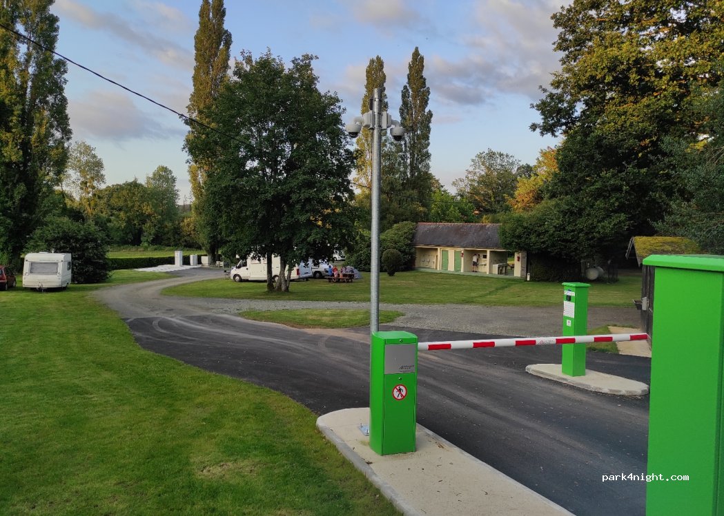 (29520) Saint-Goazec - 8 Moulin du Pré — foto 2