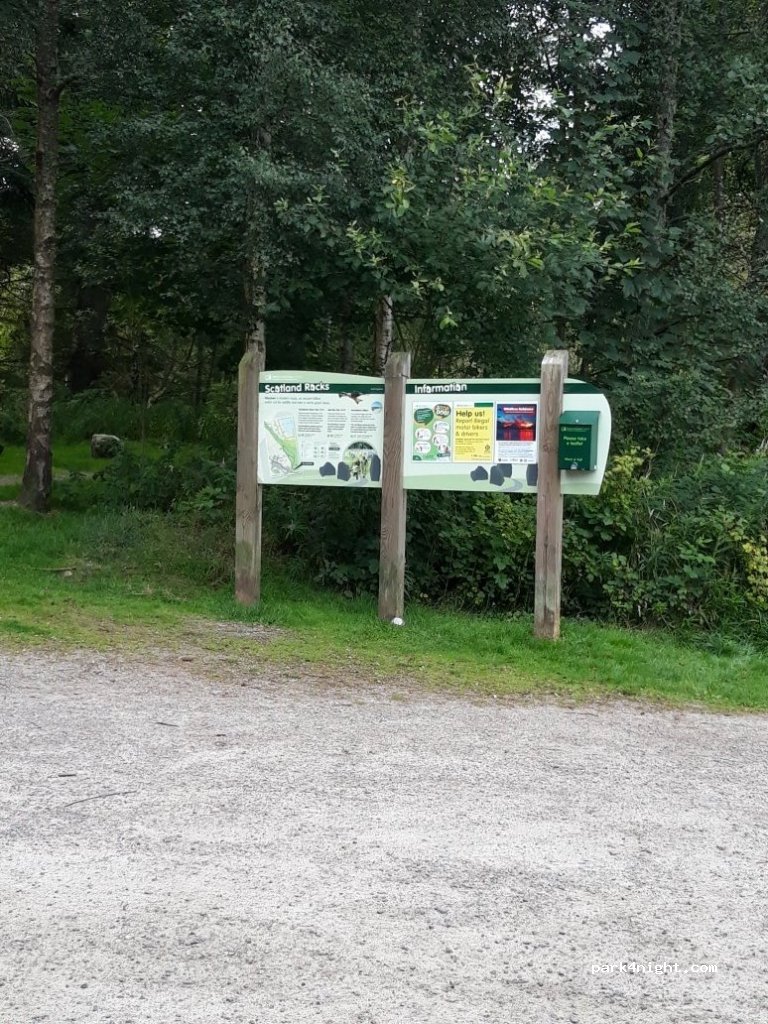 (IV14 9EP) Strathpeffer - A834 — foto