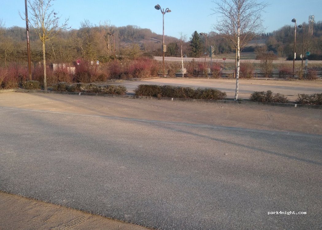 (01120) Dagneux - 220 D84B — foto 2