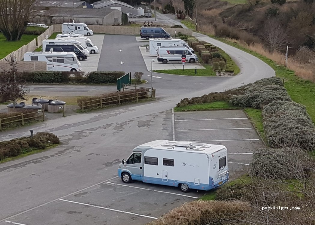 Aire De Camping-car Saint-Benoît-des-Ondes — foto