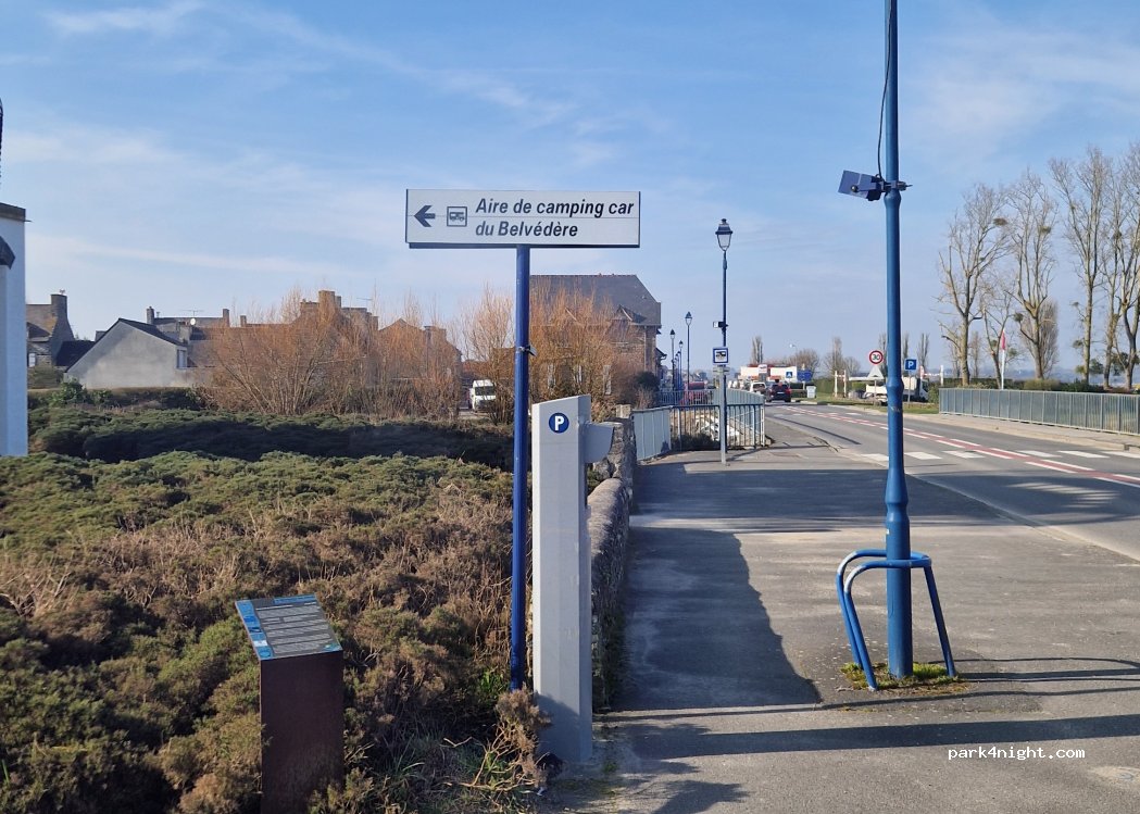 Aire De Camping-car Saint-Benoît-des-Ondes — foto 3