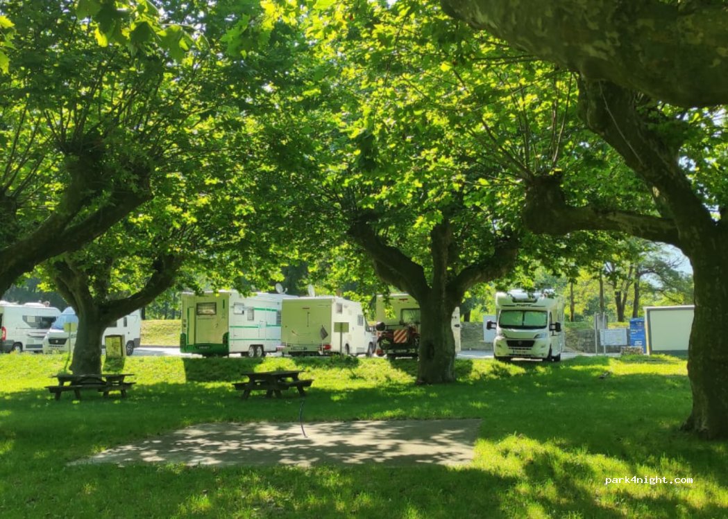 (73130) La Chambre - Place du Champ de Foire — foto 4