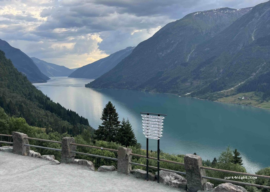 (6848) Fjærland - Riksveg 5 — foto 5