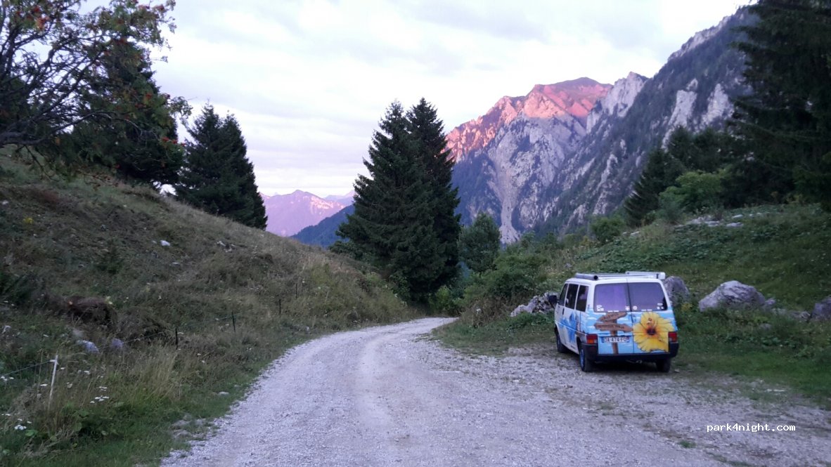 (74500) Novel - Chemin de Trois Perthuis — foto