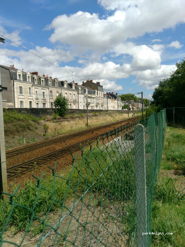 (49000) Angers - 31 Rue Saint-Léonard — foto 3