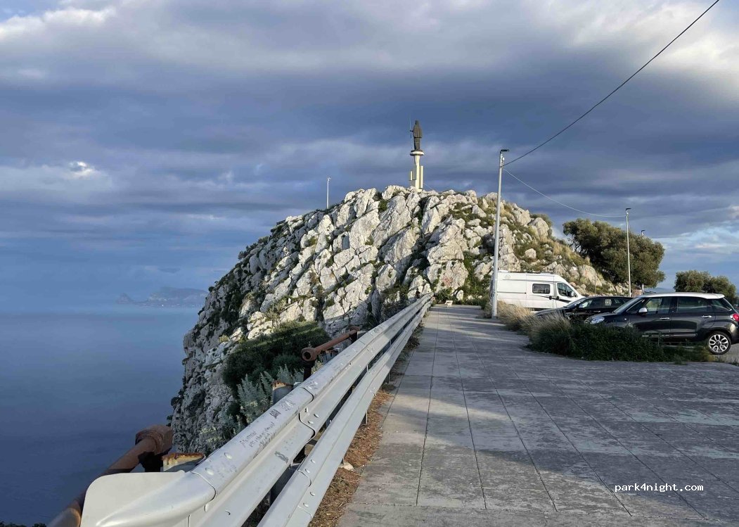 (90142) Palermo - Via Padre Giordano Cascini — foto 5