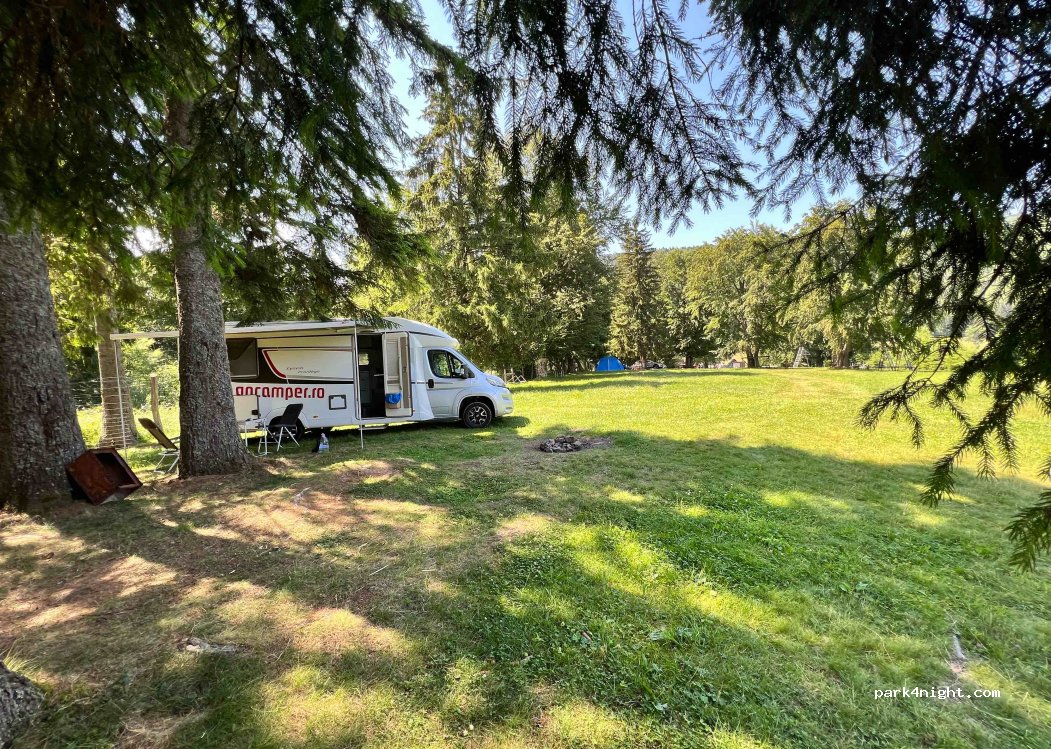 Cabana Turistică Lac Sfânta Ana — foto 2