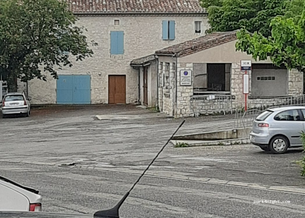 (82110) Lauzerte - 51 Route de Moissac — foto 2