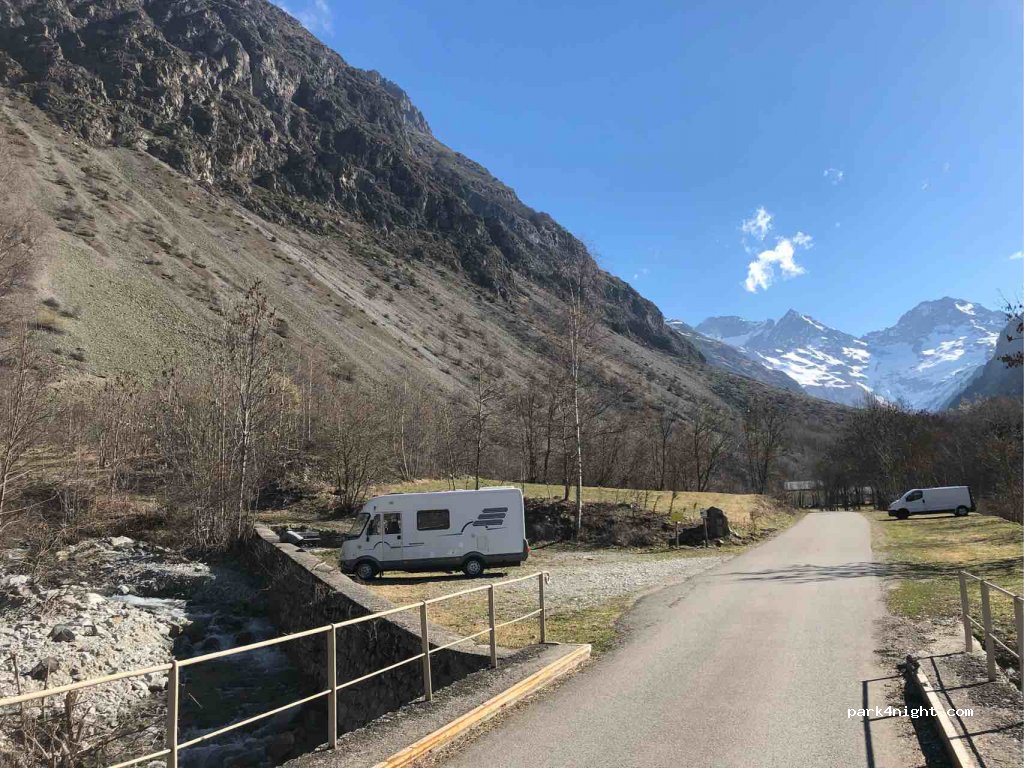(05800) La Chapelle-en-Valgaudémar - Les Prés — foto