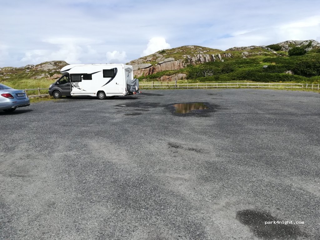 () Clouhglass - Unnamed Road — foto