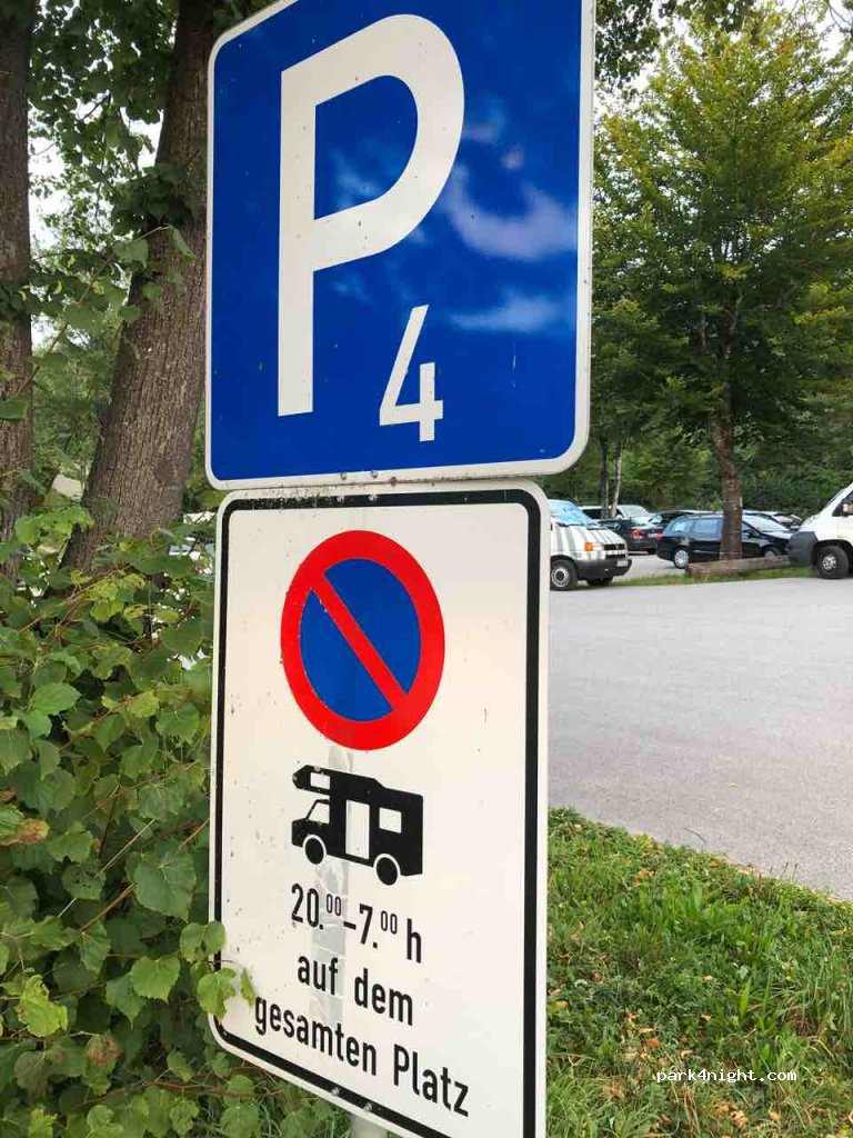 Parkplatz an der Alpspitzbahn — foto 2