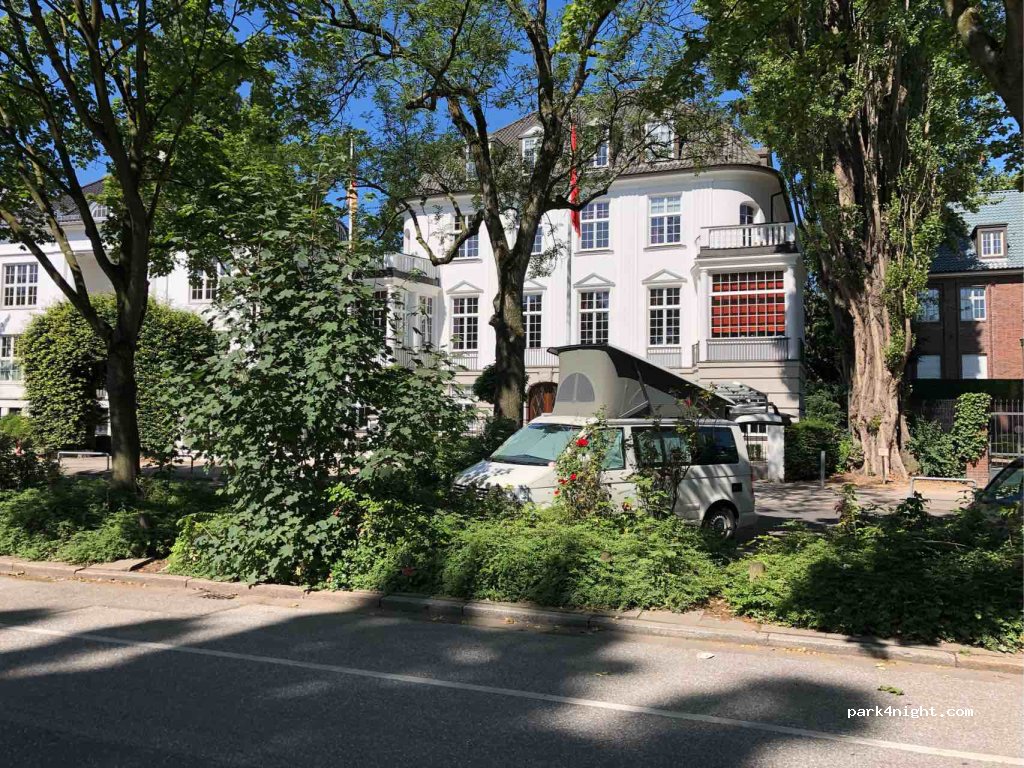 (20354) Hamburg - 35 Alsterufer — foto
