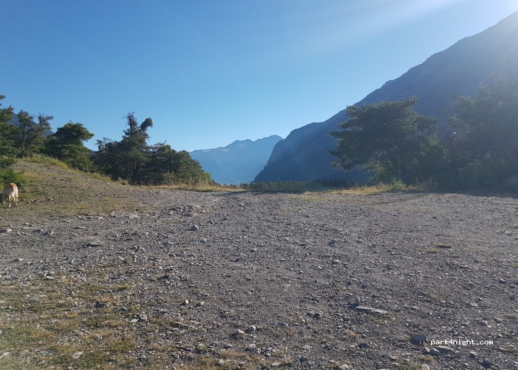 (05200) Saint-André-d'Embrun - Unnamed Road — foto