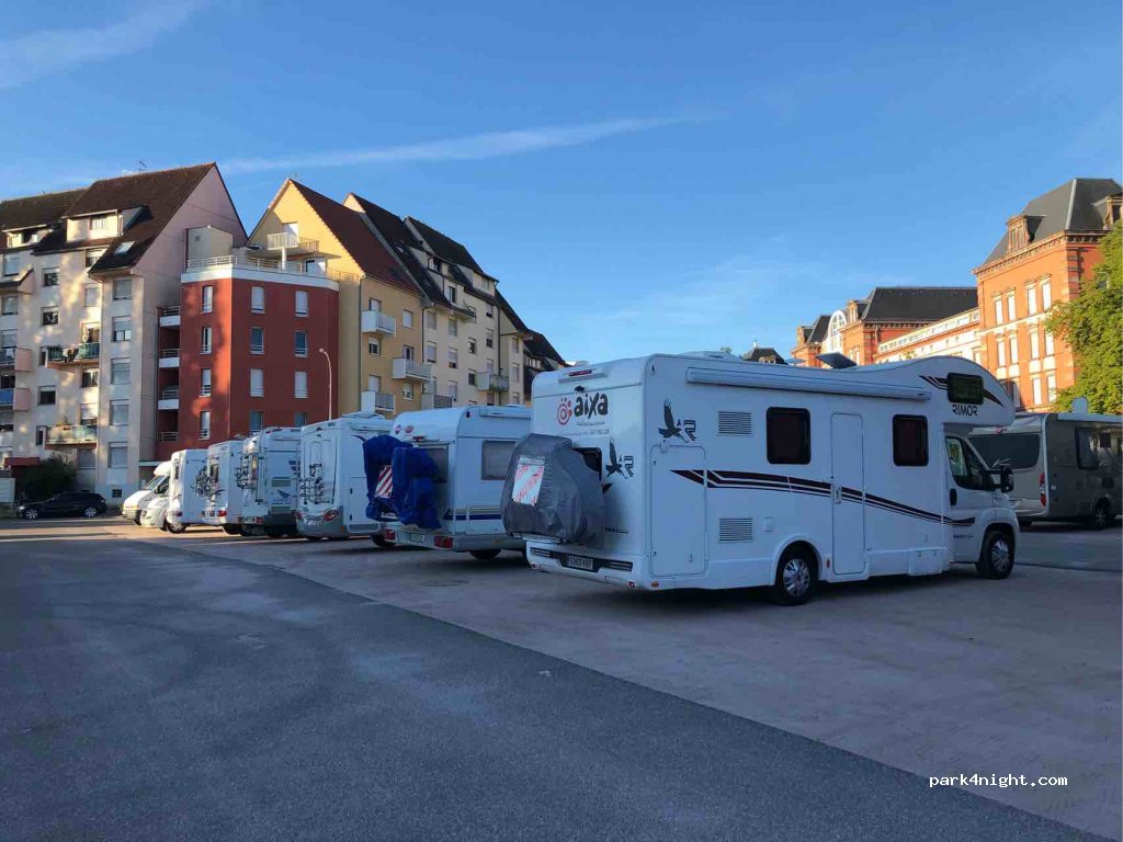 (67600) Sélestat - 19 Route de Strasbourg — foto