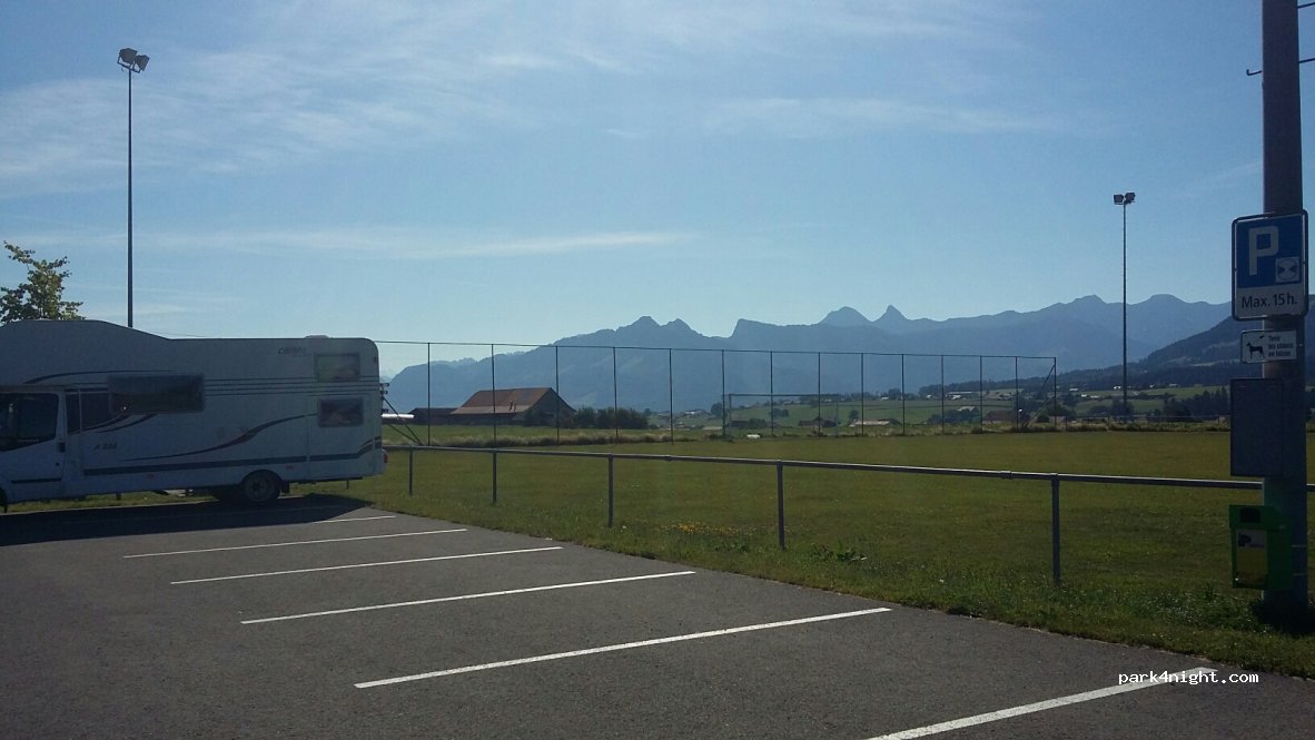 (1627) Vaulruz - Terrain de foot — foto