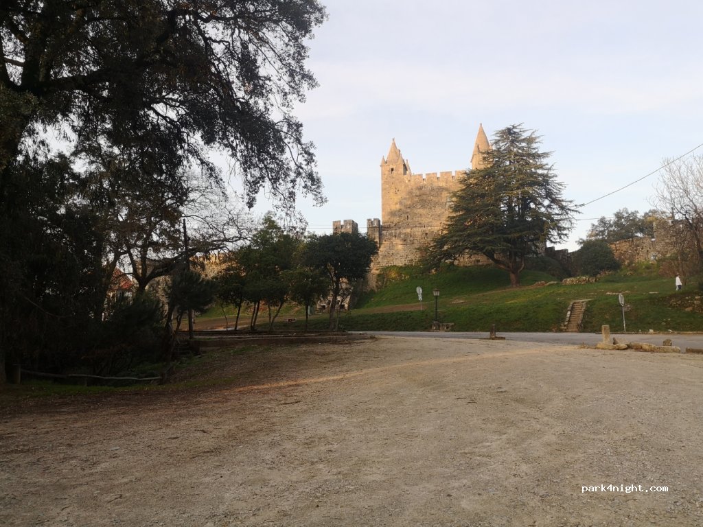 (4520-141) Santa Maria da Feira - Alameda Roberto Vaz de Oliveira — foto 3