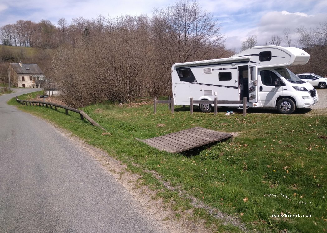 (58370) Glux-en-Glenne - 137 D300 — foto