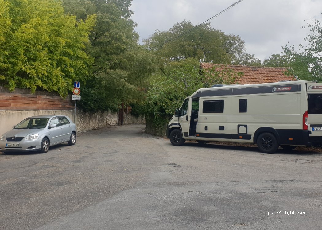 (30900) Nîmes - 86 Chemin de la Tour Magné — foto 2
