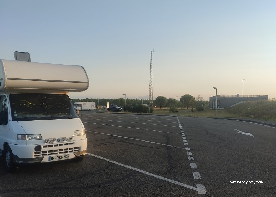 (40210) Labouheyre - Route des Estuaires — foto 4