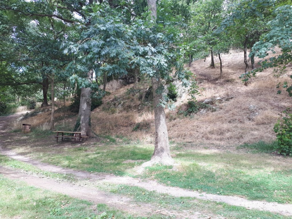 (79250) Nueil-les-Aubiers - 1 Résidence du Bois Grimaud — foto 2