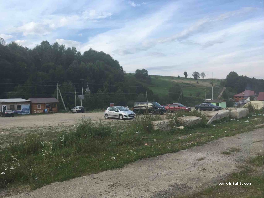 () Zakarpattia Oblast - Unnamed Road — foto 2