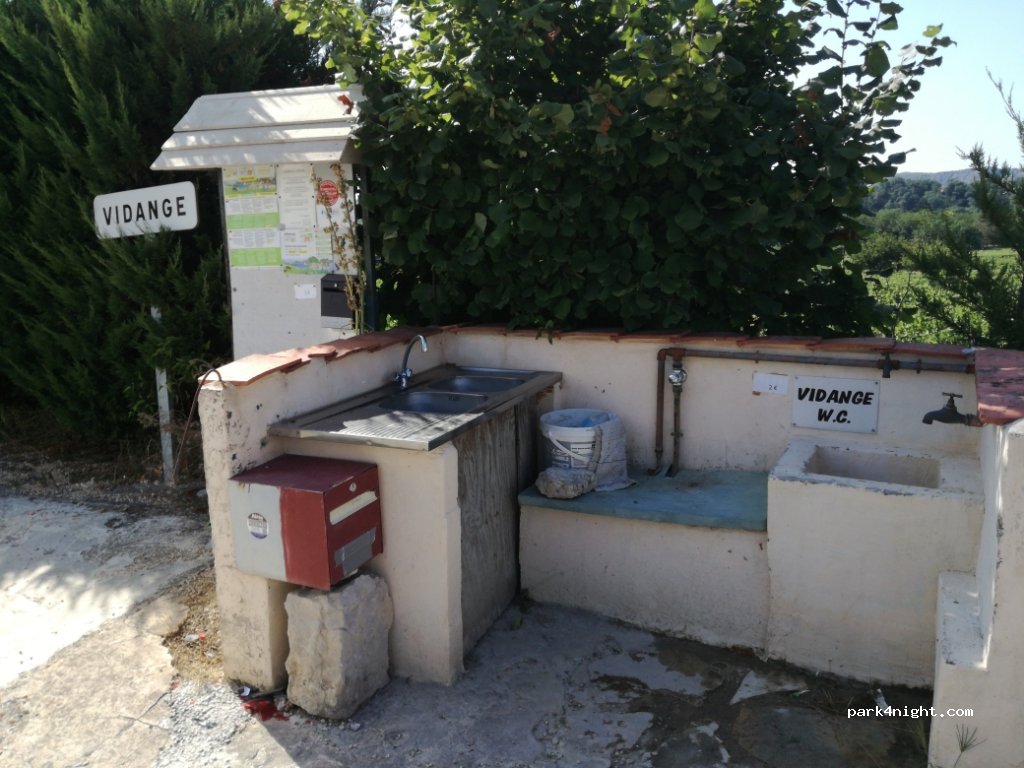 (46140) Douelle - La Cafourque — foto