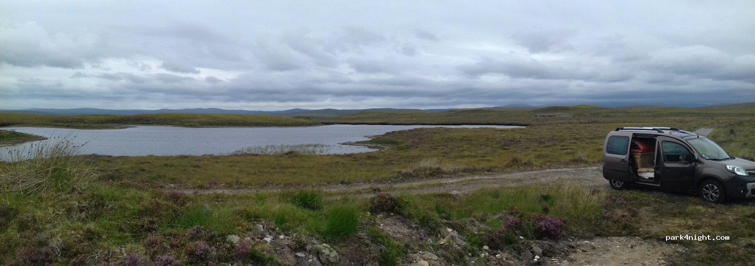 (IV27 4AB)  - Unnamed Road — foto