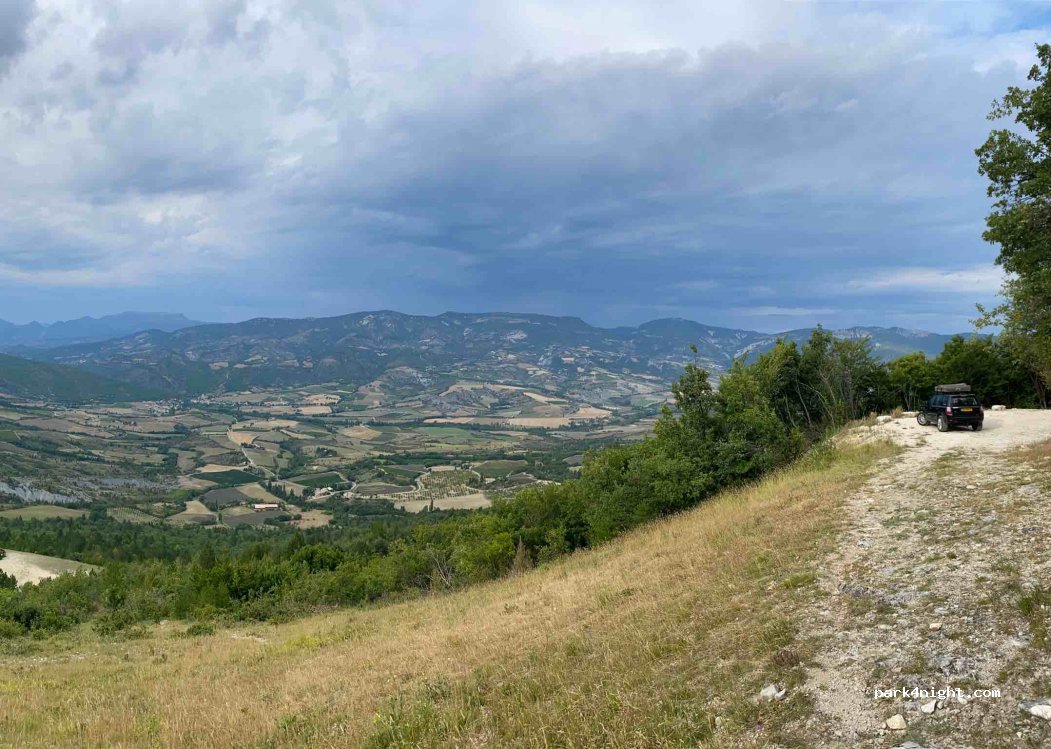 (26110) Sainte-Jalle - Unnamed Road — foto 4