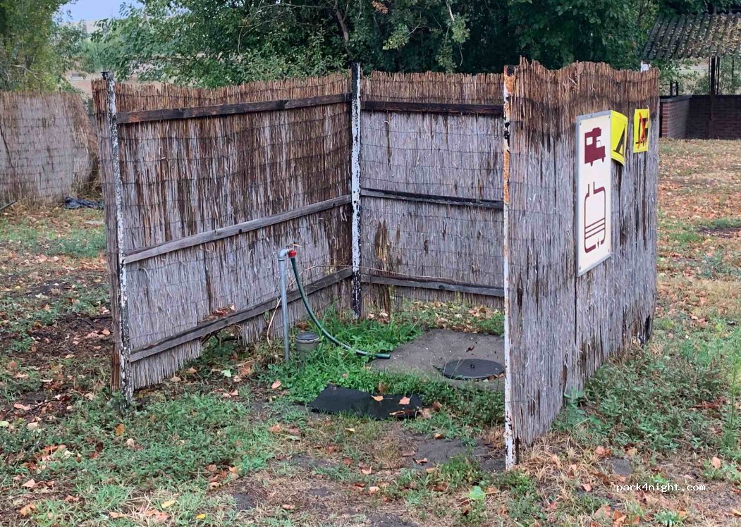 Camping and Youth Hostel — foto 2