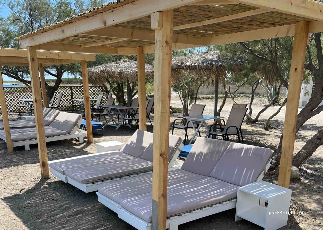 (300 14) Kryoneri - Nostos Beach Bar — foto 3