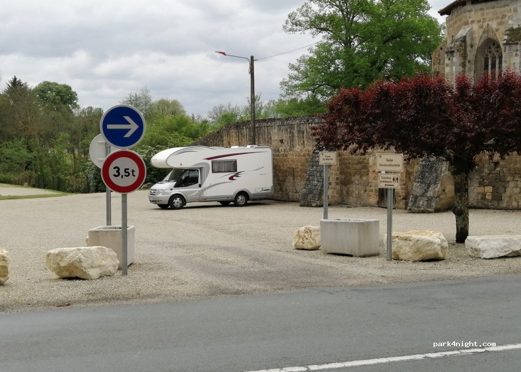 (47700) Fargues-sur-Ourbise - D655 — foto 3