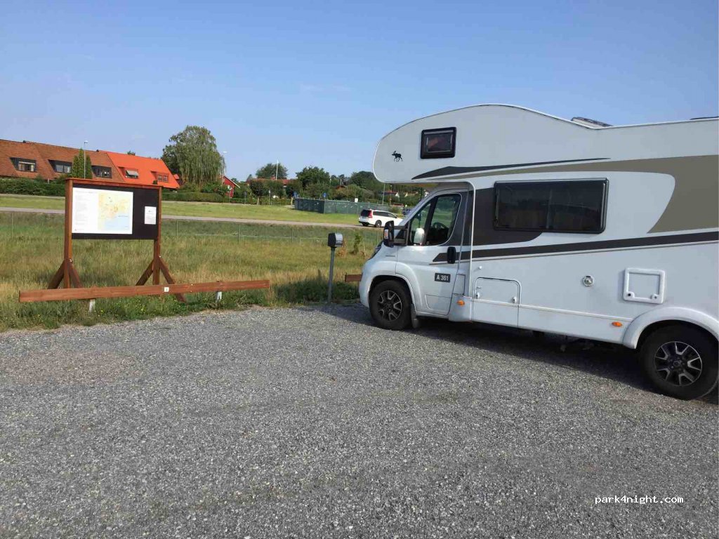 (647 31) Mariefred - 1 Solvändan — foto 2