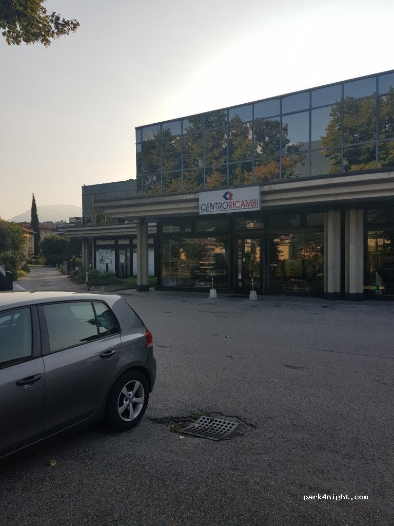 (38068) Rovereto - 26 Via Statale 12 — foto 3