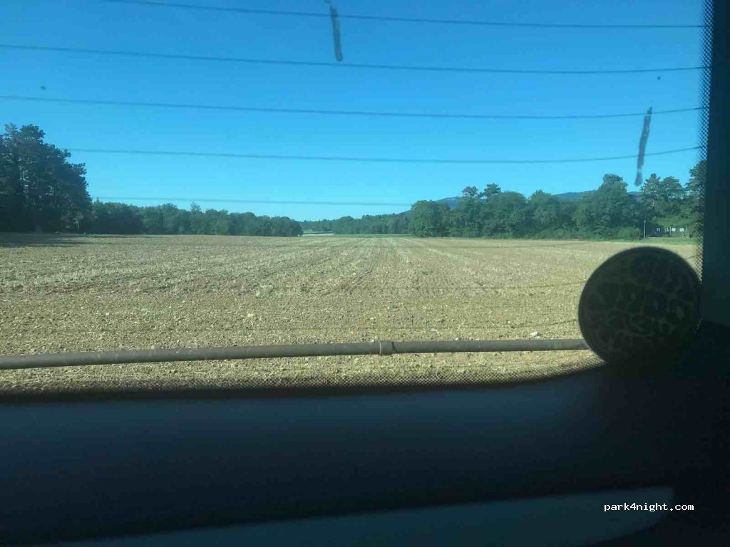 (1358) Valeyres-sous-Rances - 1 Route de Moncherand — foto