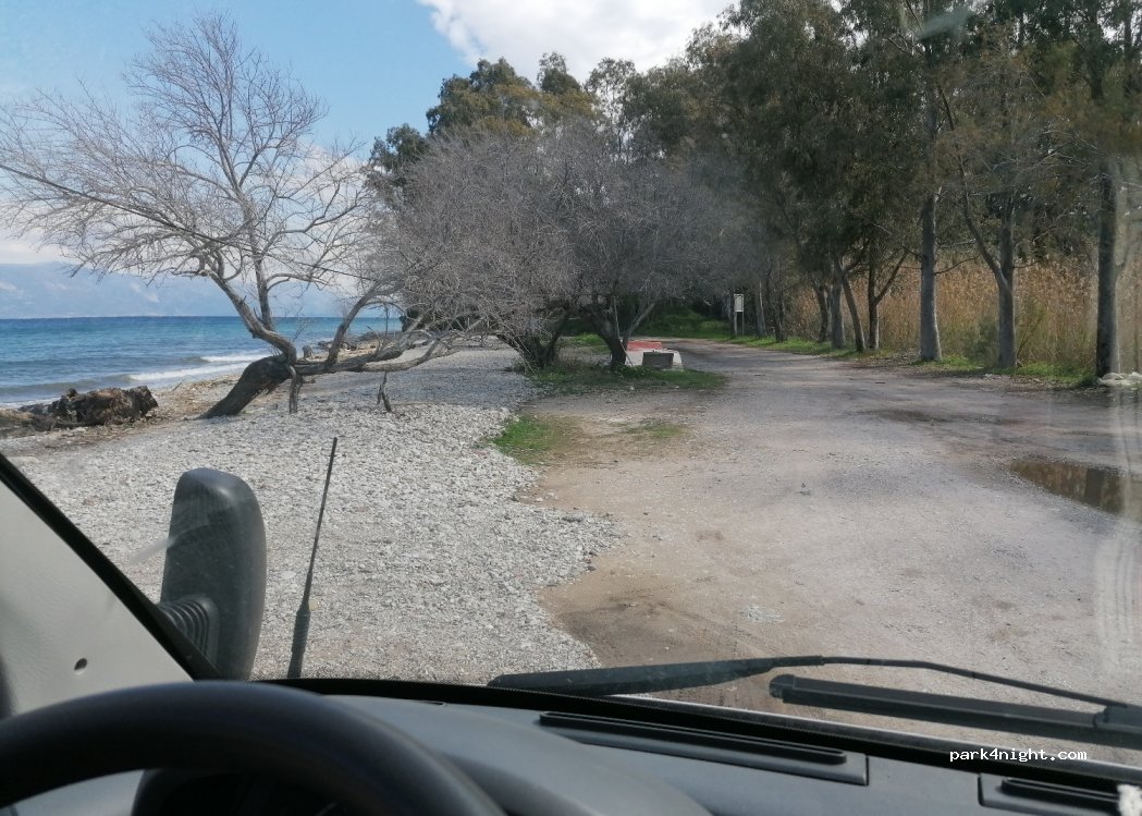 (265 04) Arachovitika - Akrotiriou — foto 2