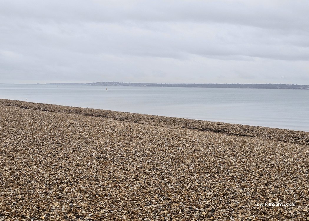 (PO12) Gosport - Stokes Bay Road — foto 4