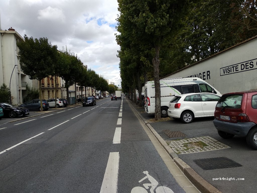 (51100) Reims - 38 Boulevard Victor Hugo — foto 2