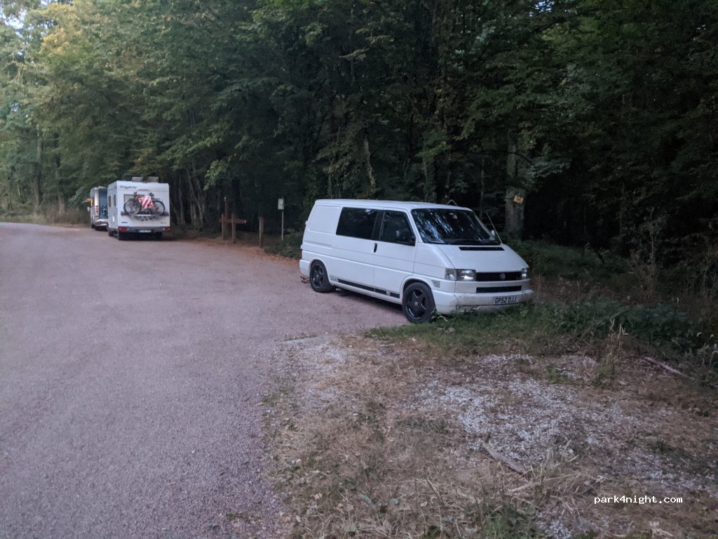 (10220) Piney - Ligne de la Barrière Noire — foto