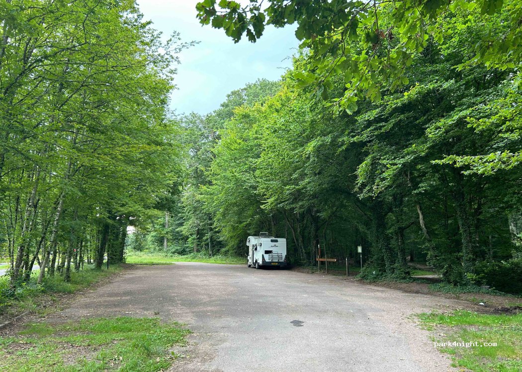 (10220) Piney - Ligne de la Barrière Noire — foto 3