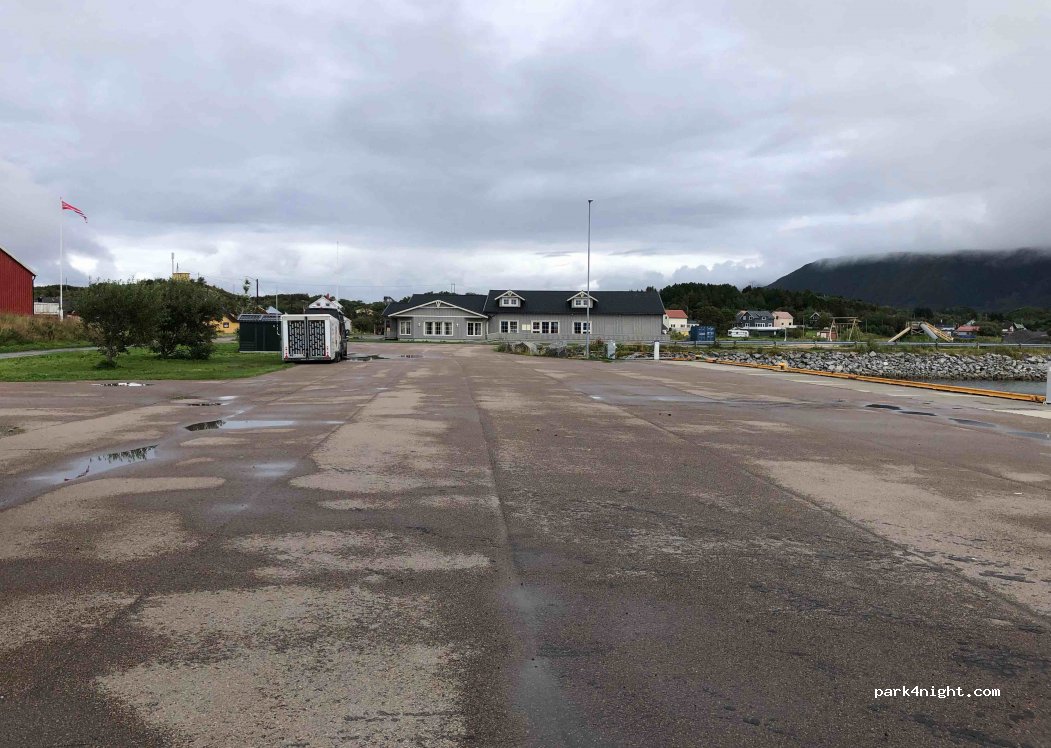 (8315) Laukvik - 213 Sekundær Fylkesveg 888 — foto 2