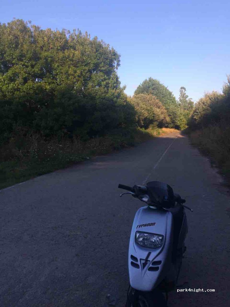 (29000) Quimper - 59 Route de Plogonnec — foto 3