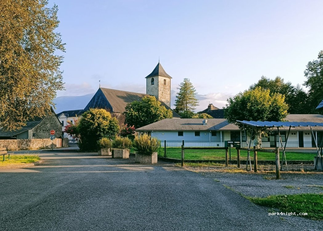 (64680) Ogeu-les-Bains - 3 Rue des Écoles — foto 3