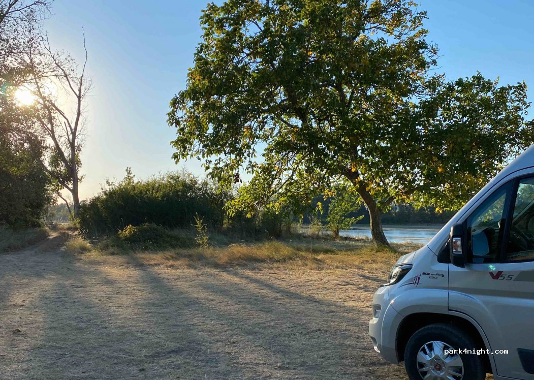 (37400) Lussault-sur-Loire - 27 Route de Tours — foto