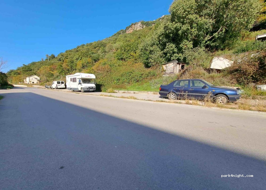 () Herceg - Novi - 129 E65 — foto